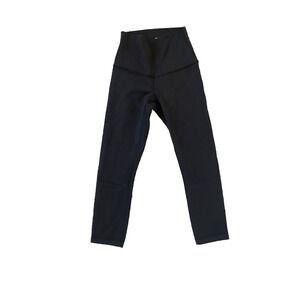 Lululemon Leggings Womens Size 2 Black Capri Cropped Workout Gym Yoga Pants